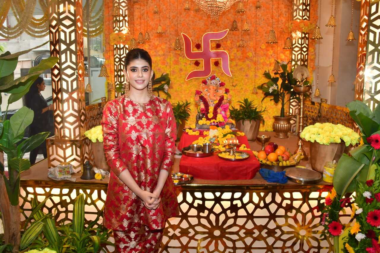 Sanjana Sanghi looked pretty in ethnic